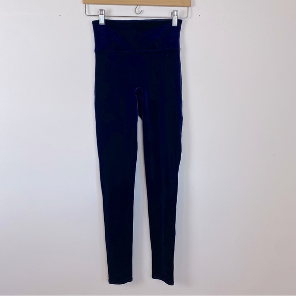 Spanx Blue Velvet Leggings - Picture 1 of 7